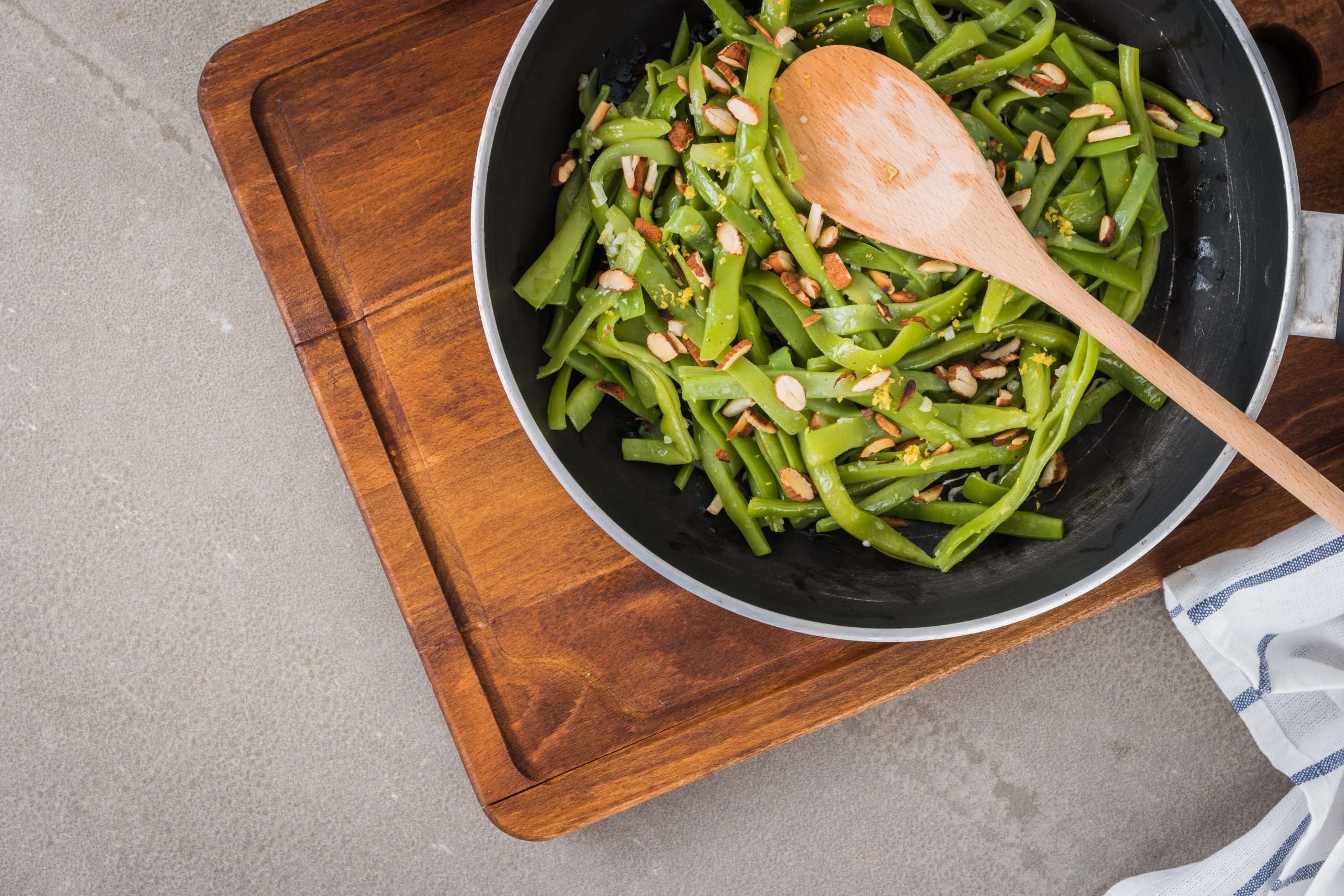 Green Beans and Roasted Almonds